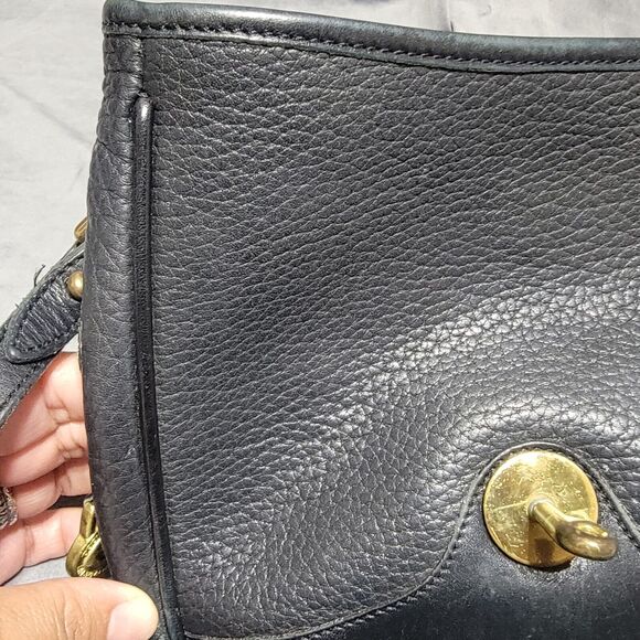 VTG Dooney & Bourke All Weather Leather Carrier Crossbody Purse - Picture 15 of 16